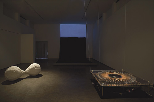 Ausstellungsansicht Asynchronous Circuits